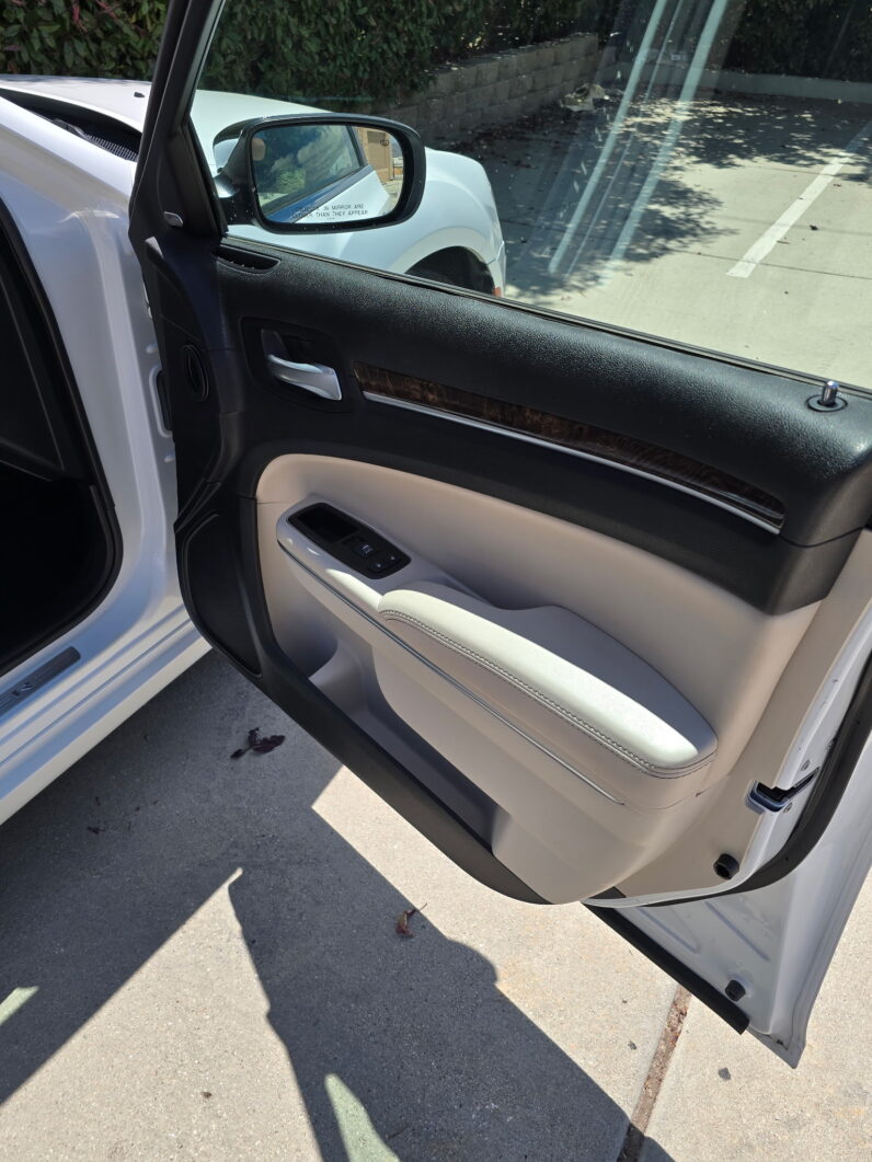 2016 Chrysler 300C