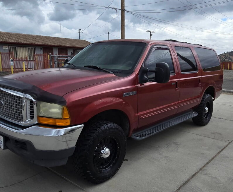 2000 Ford Excursion XLT