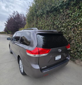 2013 Toyota Sienna XLE