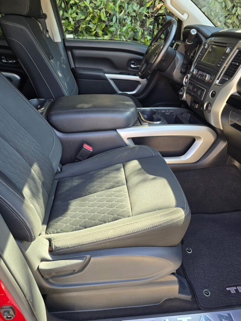 2019 Nissan Titan SV