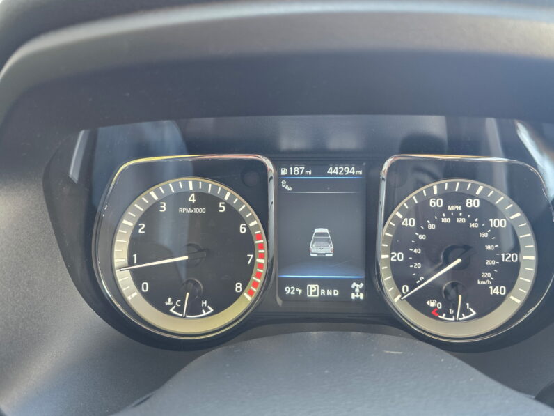 2019 Nissan Titan SV