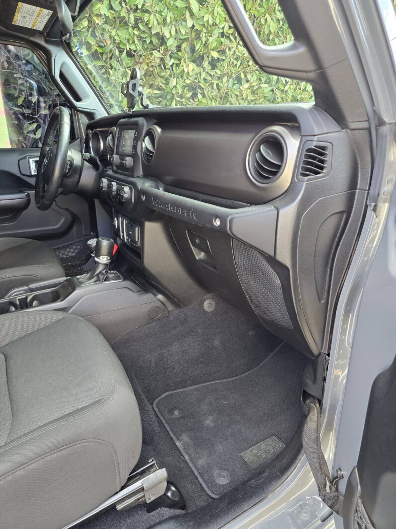 
								2018 Jeep Wrangler Sport 4X4 full									